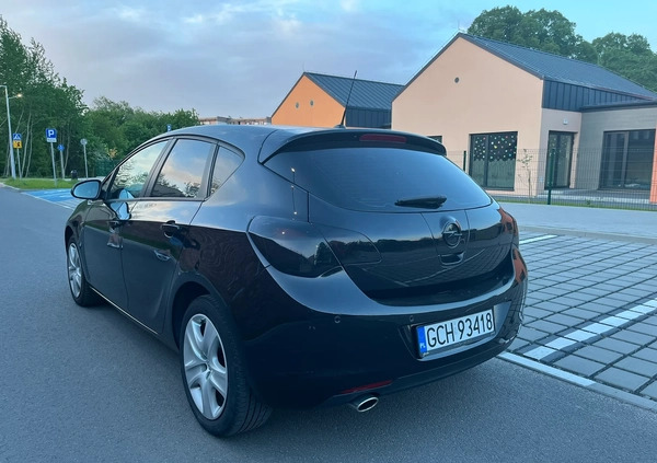 Opel Astra cena 22300 przebieg: 189300, rok produkcji 2010 z Chojnice małe 379